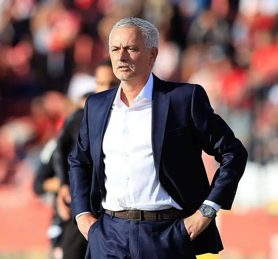 穆里尼奥领军本菲卡3-0胜出，稳步晋级葡联杯四强，三冠王伟业或成现实